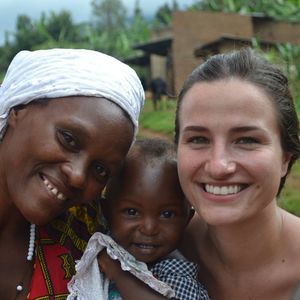 Meet your Posher, Danielle